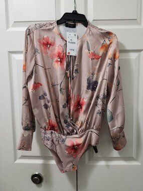 NWT Zara accessories blouse